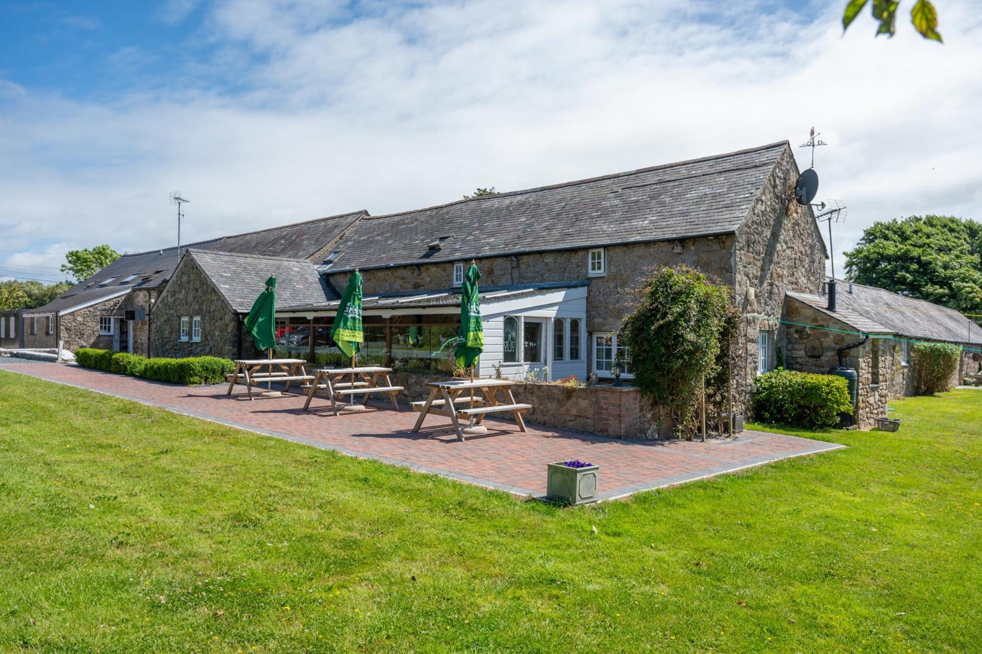 Nant Yr Odyn Country Hotel & Restaurant Ltd Llangefni Buitenkant foto