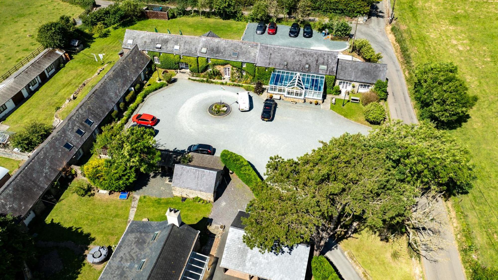 Nant Yr Odyn Country Hotel & Restaurant Ltd Llangefni Buitenkant foto